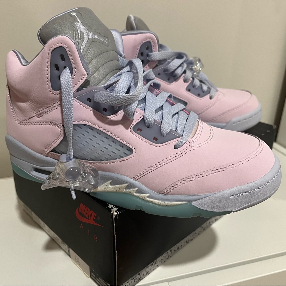 Air Jordan 5 Retro SE Sneakers